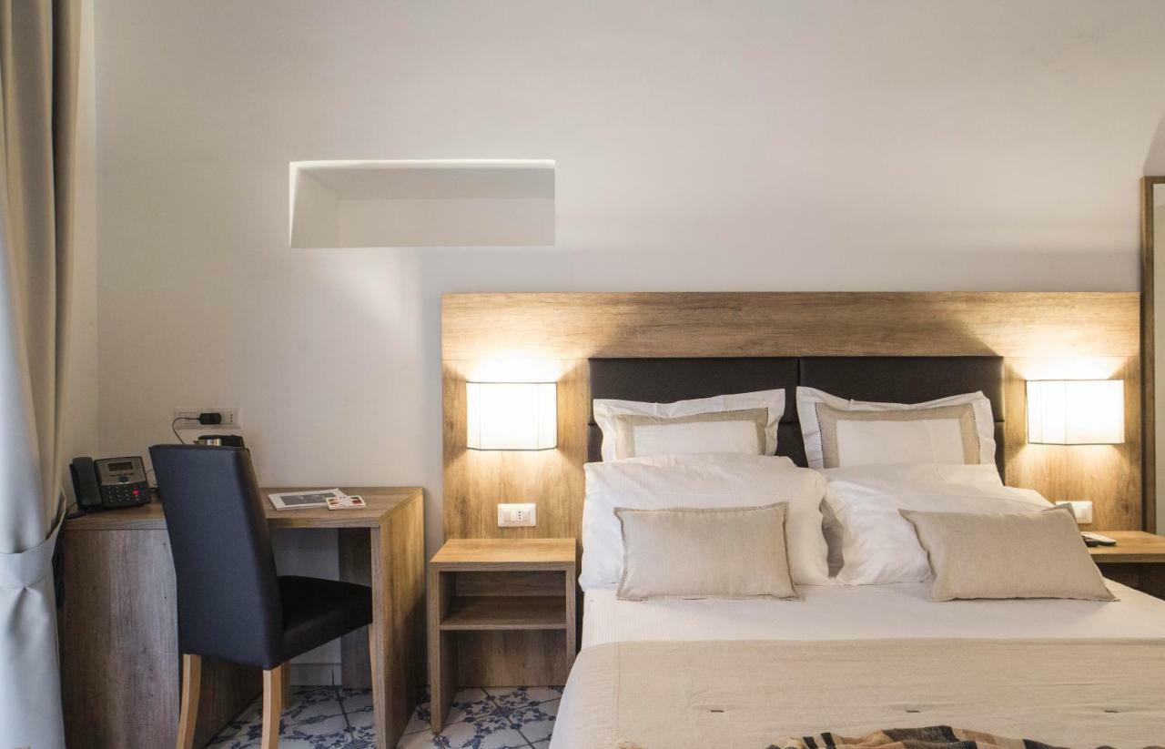 Morelli Suite Napels Buitenkant foto